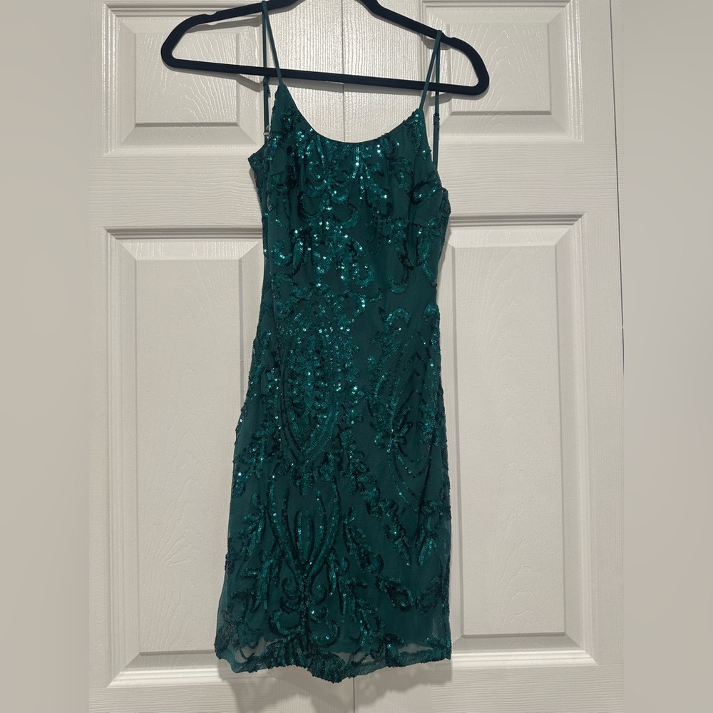 Green Sequin Embellished Mini Cocktail Dress